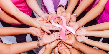 Meme Kanseri Hakkında Bu Belirtilere Dikkat